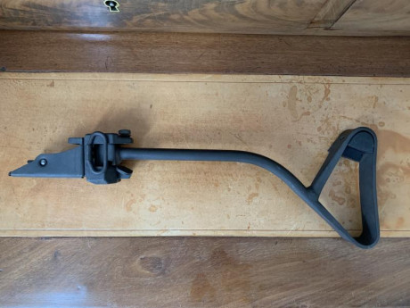 Tuve un AK107 chino de SDM capado a acción manual por lo que compré este culatin plegable de la RDA para 01