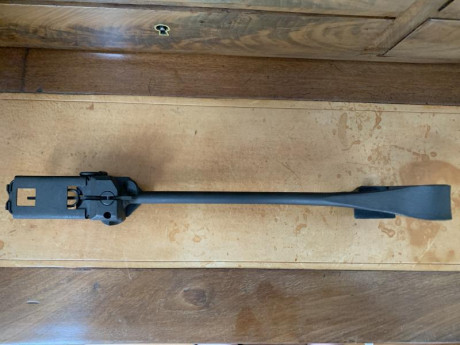 Tuve un AK107 chino de SDM capado a acción manual por lo que compré este culatin plegable de la RDA para 00