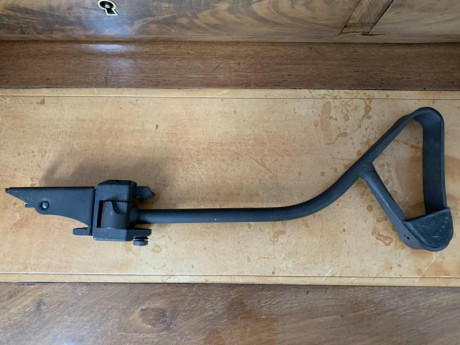 Tuve un AK107 chino de SDM capado a acción manual por lo que compré este culatin plegable de la RDA para 12