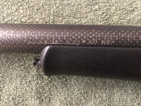 Hola.

  Vendo rifle blaser r93 sintético con cañón en fibra de carbono christensen calibre 300 weatherby 01