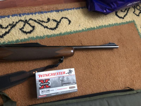 Vendo mi browning bar II del 30 06 Lo quito por tener el mk3. Me interesaría cambio por un 17 hmr. Tiene 02