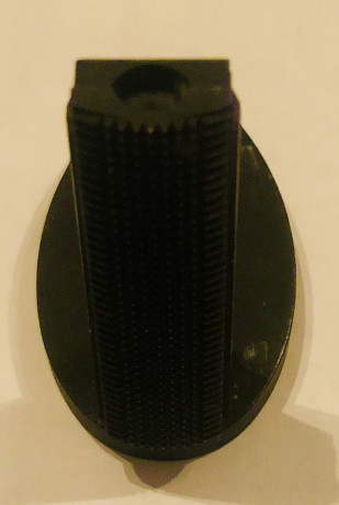 Se vende este magnífico MAGWELL para pistolas 1911 (del fabricante KIMBER), en acabado negro.
Está fabricado 00