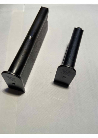 Hola,

Vendo dos cargadores para carabina TYROL:

1. Largo 45€
2. Corto 45€

mas gastos de envio.

Gracias, 02