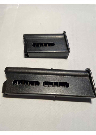 Hola,

Vendo dos cargadores para carabina TYROL:

1. Largo 45€
2. Corto 45€

mas gastos de envio.

Gracias, 01