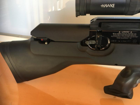 VENDO CARABINA WEIHRAUCH HW 100-BPK/600 BULLPUP con cañon de 600mm. macizo, calibre 4,5 . comprada nueva 12