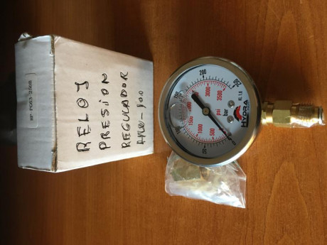 VENDO CILINDRO AIRE PARA CARABINA AIRE WEIINRAUCH HW 100 NUEVO SIN ESTRENAR
PRECIO 175.-€

VENDO MANOMETRO 10