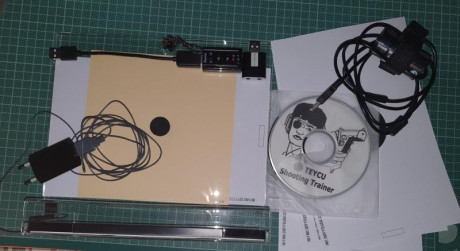 Usado muy poco, no tengo paciencia....
Incluye todo el material original, el CD con el SW de conexión, 00