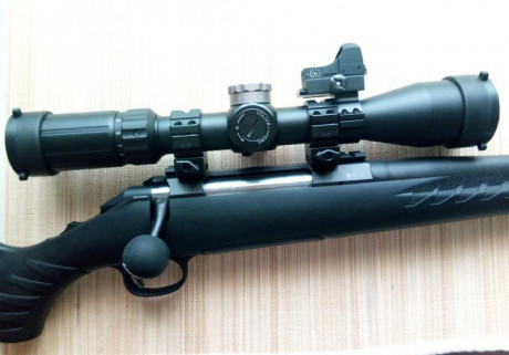 Visor Vector Optics Marksman 3.5-10x44 en perfecto estado con muy poco uso.Tubo de 30mm, torretas balísticas 00