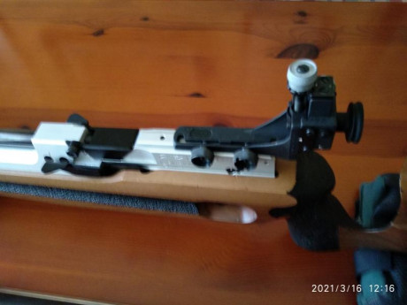Se vende carabina Walther modelo CG 90 de calibre 4.5 está en Collado Villalba su precio 550 € más portes 01