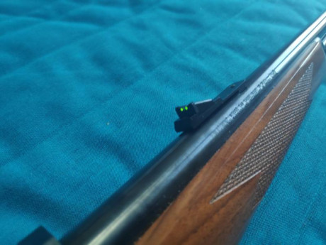 Se vende rifle Marlin calibre 444. 
Lleva los siguientes accesorios:  cantonera limbsaver para amortiguar 11