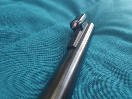 Se vende rifle Marlin calibre 444. 
Lleva los siguientes accesorios:  cantonera limbsaver para amortiguar 10
