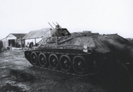 Pues hace tiempo que no charlamos de vehículos de la II GM, bueno, no tanto, hace poco hablamos de tanques 40