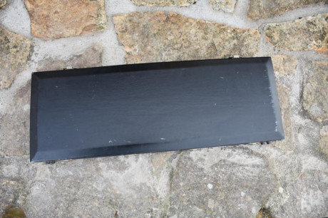 Maletin de escopeta para dos juegos de cañones. Cerraduras sin llave, manchas en la tela de aceite para 00