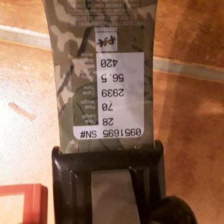 Arco de caza PSE, prácticamente nuevo, potencia 45 a 70 libras con puntos de mira marca cobra , reposaflechas 00