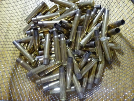 Buenas tardes.

Vendo 200 vainas marca DAG calibre 8X57 JS del grupo suizo RUAG con 1 tiro y pasadas por 00