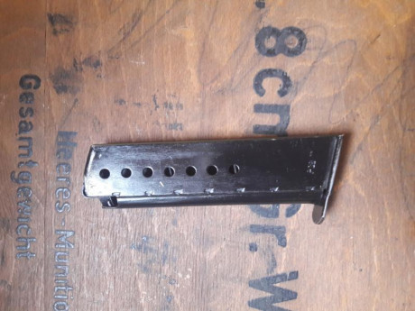 Marcado jvd waffenamt 706. Ideal para una p38 de 1944 o 45.
Precio 65 euros
Contacto por privado 02