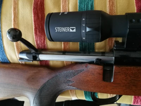 Hola.

Vendo por exceso de armas , rifle Sako AIII Stutzen en calibre 270 Win. Monturas Picatinny que 30