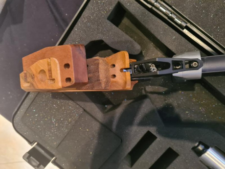 Vendo esta magnífica feinwerkbau p8x short en perfecto estado de funcionamiento, del año 2017 con una 22
