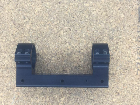 Se venden anillas Accuracy International de 34 mm para un visor un visor de 56 mm
Localizadas en Barcelona
Precio 01