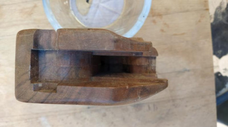 Vendo culata adaptable revólver, precio 75 euros.
Portes a cargo comprador 00