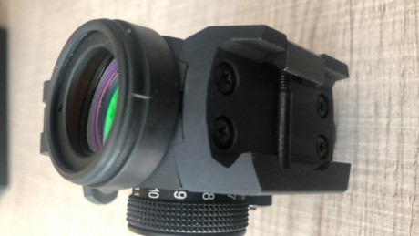 Buenas tardes.
Alguien puede decirme, si la lente delantera de los aimpoint micro h2 , está ligeramente 01