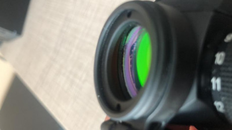 Buenas tardes.
Alguien puede decirme, si la lente delantera de los aimpoint micro h2 , está ligeramente 00