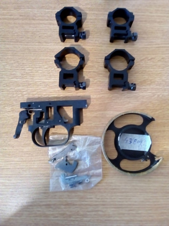 Hola, vendo grupo completo de disparador de HW 100, rueda de paralaje y anillas, y pido por todo 60€, 00