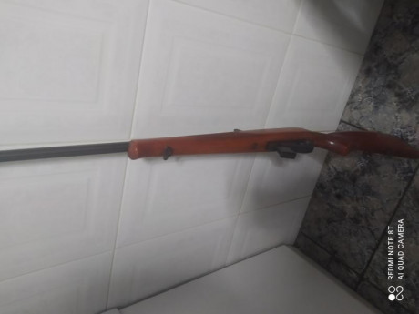 Vendo carabina marca TOZ semiautomática en perfecto estado tres cargadores 1 de 10 y 2 de 5
200€, más 02