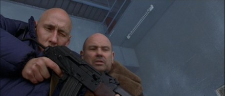 Compañeros,

En vista de las ganas de algunos (Elcafe, Wilcow, Vrakk, etc) por adivinar armas de películas 110