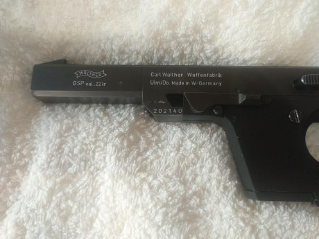 Pongo a la venta esta walther gsp 22lr en 550€, el arma es de mi esposa la compro y no se adaptó a ella 01