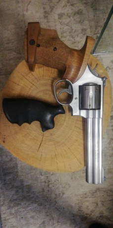 Hola todos,

Busco Smith & Wesson 586 o 686 en 6 pulgadas en buen estado para guiado en F

Gracias,

Emilio 60