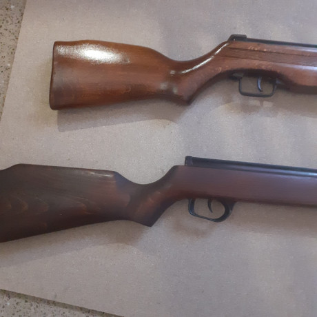 Hola,
Aqui tenemos una  pareja de clásicas Españolas.

Gamo 45 S 61 de primera  serie.Restaurada,madera 10