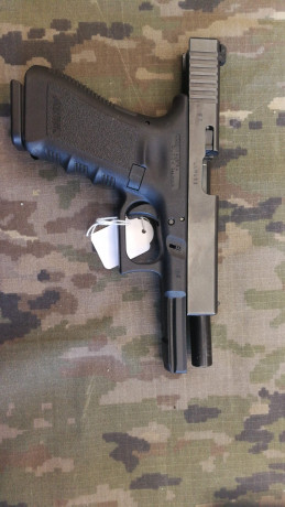 Hola pongo en venta esta Glock 17 Gen3 
Pistola en buen estado con bastante poco uso.
Precio 300€ Más 02