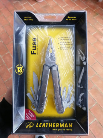 -LEATHERMAN CHARGE+, nueva a estrenar, sin caja ni funda, solo la multiherramienta. (140€)
-LEATHERMAN 01