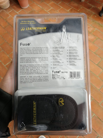 -LEATHERMAN CHARGE+, nueva a estrenar, sin caja ni funda, solo la multiherramienta. (140€)
-LEATHERMAN 00