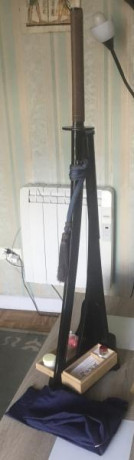 Esta espada samurái magistralmente forjada. la tsuba es de acero sin grabado, para que no moleste en su 00