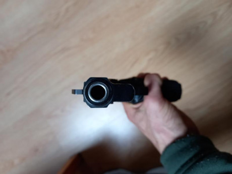 Vendo esta Browning HP 35 del año 91, calibre 9 mm Pb, siempre la he tenido yo, se encuentra en perfectas 11