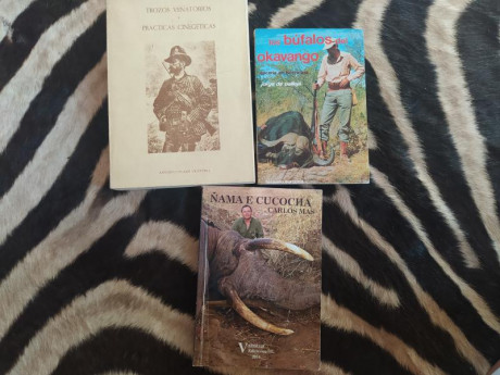 Vendo libro de caza " Trozos venatorios y practicas cinegeticas" de Antonio Covarsi, " 00
