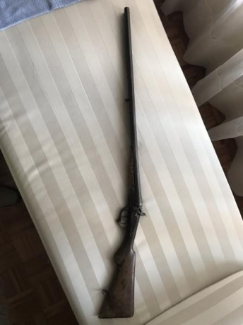 Vendo escopeta de perrillos en perfecto estado calibre 16,funcionando perfectamente.Una reliquia histórica 31