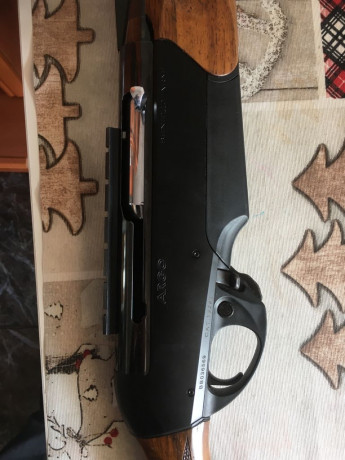 hola buenas vendo benelli argo 300 win mag, lo vendo porque me paso a cerrojo, no ha pegado muchos tiros, 02
