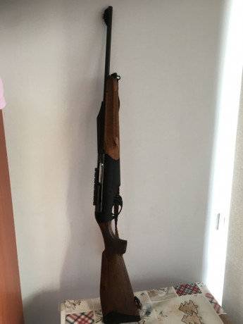 hola buenas vendo benelli argo 300 win mag, lo vendo porque me paso a cerrojo, no ha pegado muchos tiros, 01