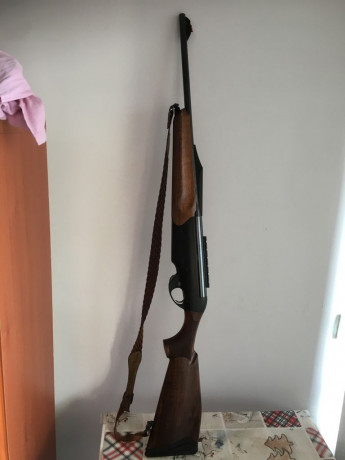 hola buenas vendo benelli argo 300 win mag, lo vendo porque me paso a cerrojo, no ha pegado muchos tiros, 00