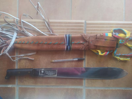 Vendo machete Colombiano con funda.
El marchete esta muy afilado, nunca se uso.
No se trata de un adorno, 00