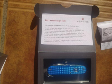 Vendo navaja Victorinox Alox Limited Edition 2020.
Se trata  de una edicion de coleccion limitada al año 00