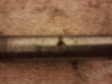 Curioso sistema, salen a rosca y la bocacha tambien Foto0005.jpg 
el cañon lo traba el tornillo del alza 00