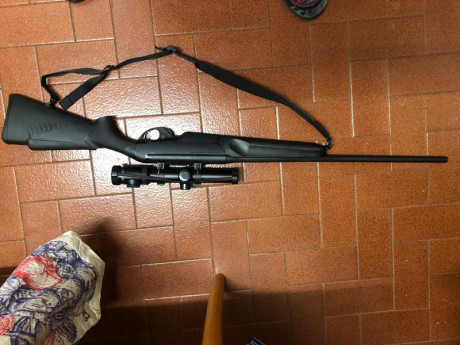 Buenas, un amigo vende un benelli r1 338 , el rifle tiene una temporada y se encuentra en Navarra, precio 10