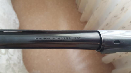 Benelli premium calibre 12 totalmente impoluta estuche, 5 chokes, punto de mira fibra óptica intercambiables. 00