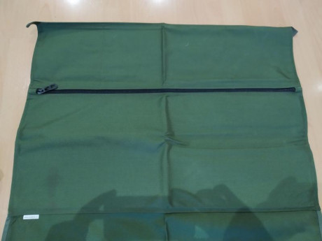 Manta de tiro THLR original, de la extinguida tienda noruega Vertebrae. Medidas 173x75. Por el reverso 10