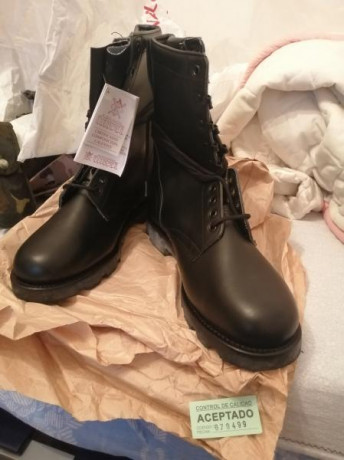 Vendo botas militares ITURRI reglamentarias del EJÉRCITO DE TIERRA. Nuevas a estrenar. Materiales de primera 01