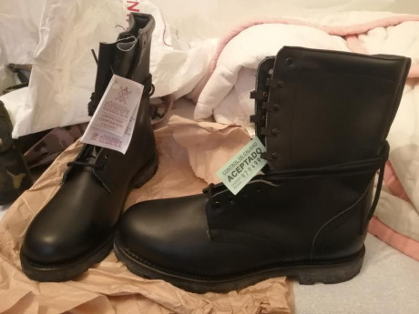 Vendo botas militares ITURRI reglamentarias del EJÉRCITO DE TIERRA. Nuevas a estrenar. Materiales de primera 00